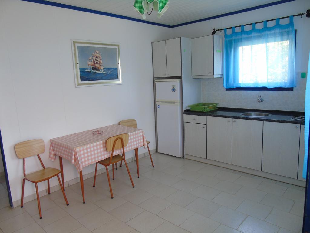 B&D 1 Zóla Exterior foto